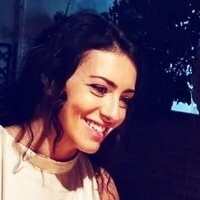 A_stranger_sel Nahé