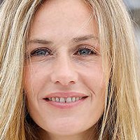 Cécile De France Nahé