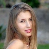 Claudia Ciesla Nahé