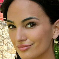 claudiabavel.gold Nahé