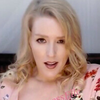Empress Elle Nahé