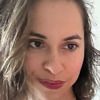 Holly Secret Nahé
