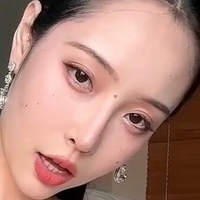 jennypinky Nahé