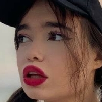 Kittyhere17 Nahé