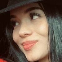 Lili Jones Nahé