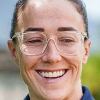 Lucy Bronze Nahé