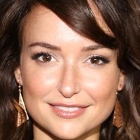 Milana Vayntrub Nahé