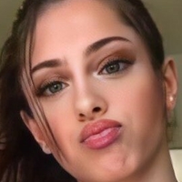 Mona Z Nahé