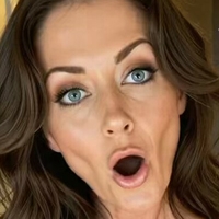 Rafaella Capri Nahé