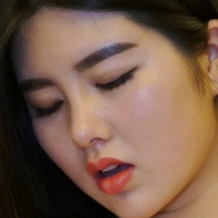 Selena 娜露 Nahé