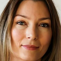 Sierra Shine Nahé