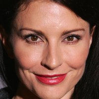 Simmone Mackinnon Nahé