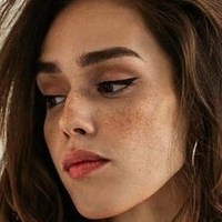 Stefani Mohort Nahé