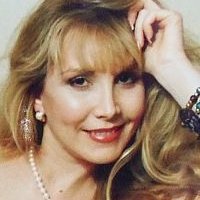Terri Lewandowski Nahé