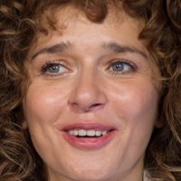 Valeria Golino Nahé